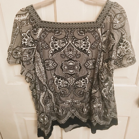 Floral Print Short Sleeve Top - Picture 3 of 5